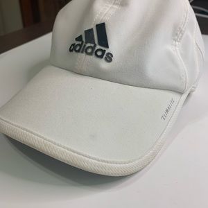 Women’s Adidas Climalite hat.